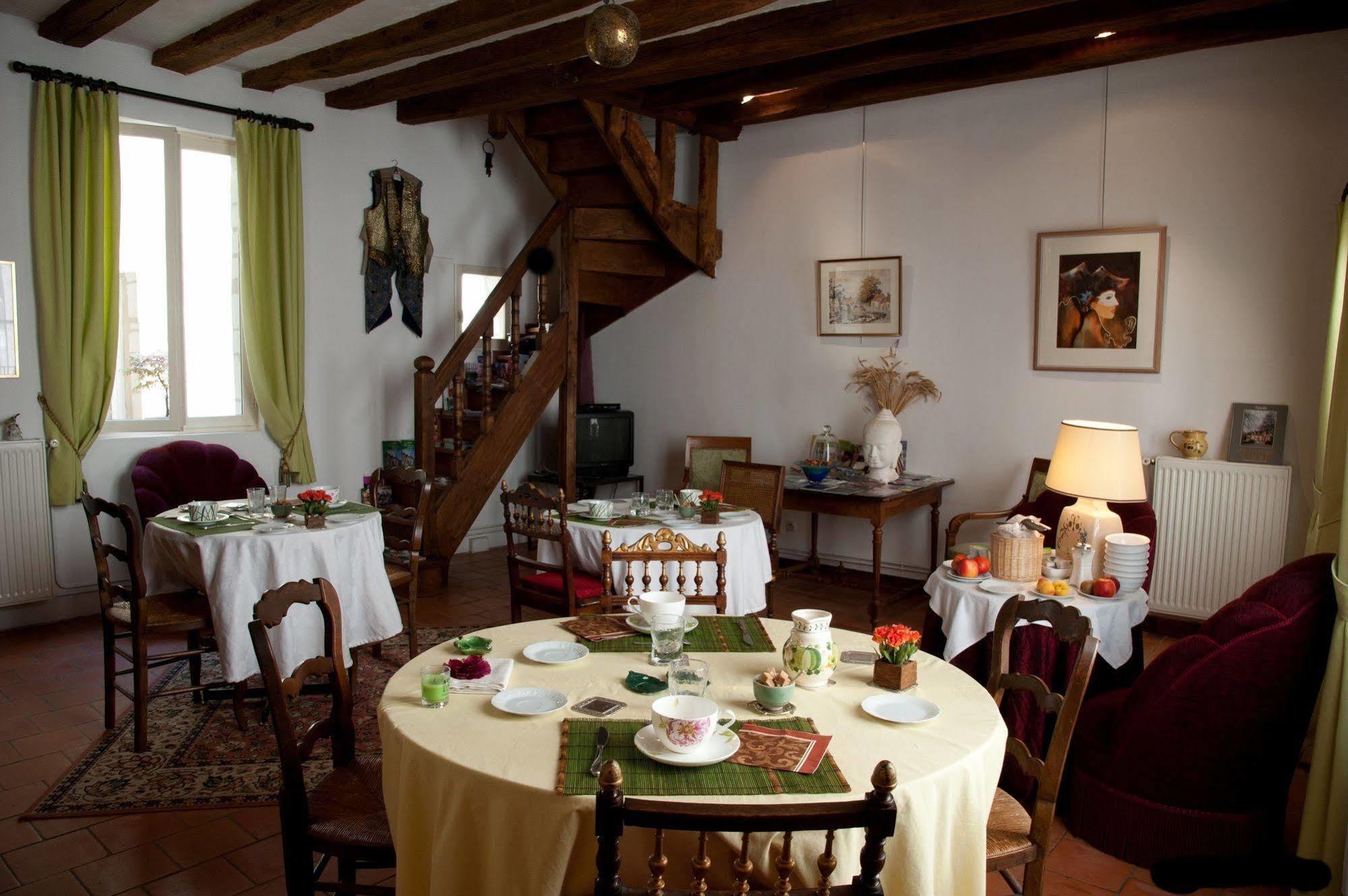 Bed and Breakfast La Demeure Saint-Ours Loches Esterno foto